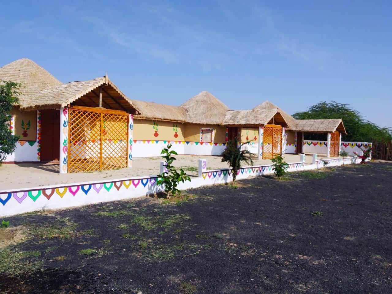 Banni Village Resort - Rann Of Kutch Bherandiāla 외부 사진