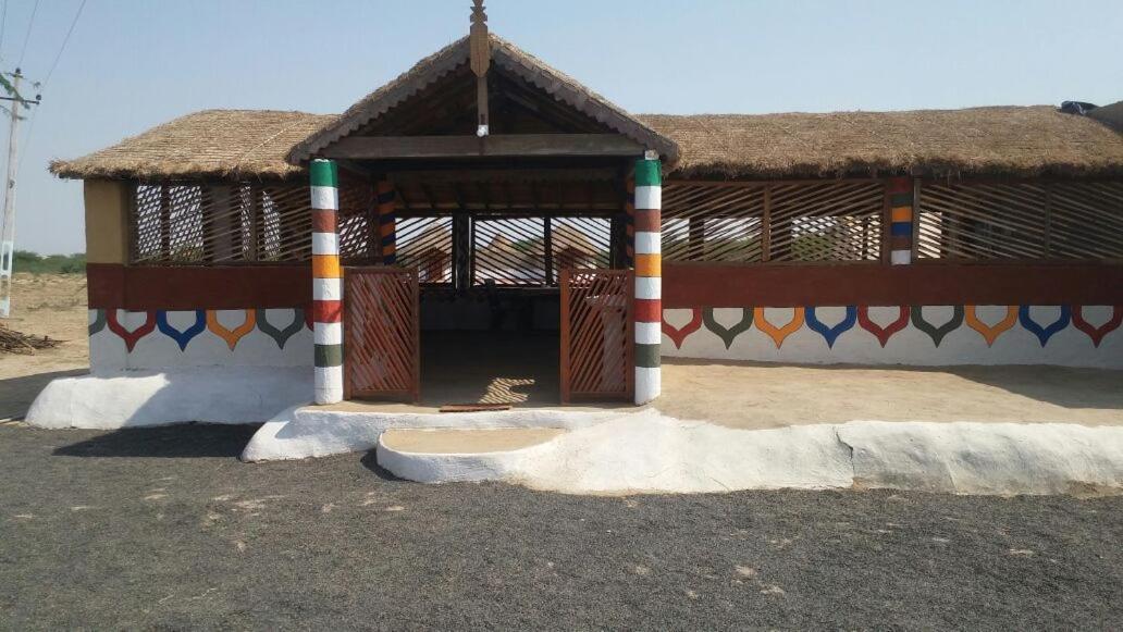 Banni Village Resort - Rann Of Kutch Bherandiāla 외부 사진