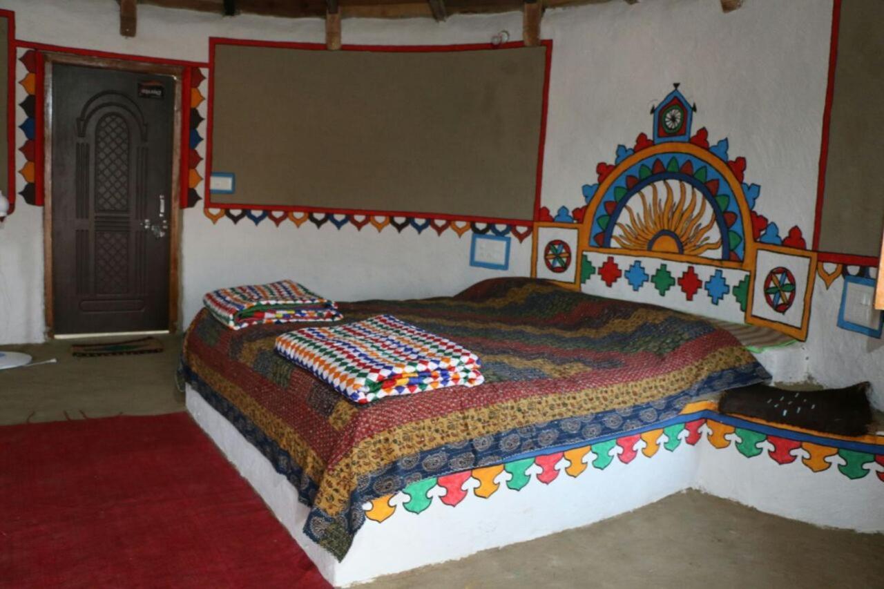 Banni Village Resort - Rann Of Kutch Bherandiāla 외부 사진