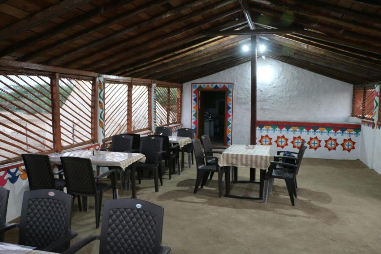 Banni Village Resort - Rann Of Kutch Bherandiāla 외부 사진